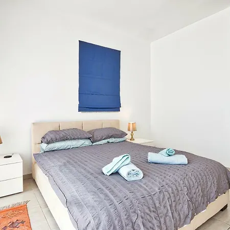 Hv12 - Sea Front Penthouse