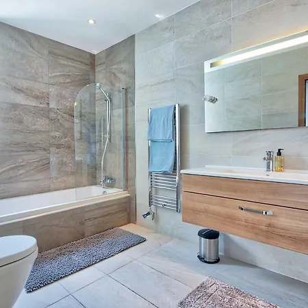 アパート Hv12 - Sea Front Penthouse *