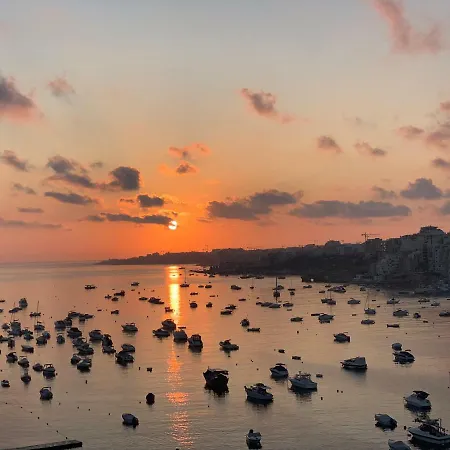 Hv12 - Sea Front Penthouse *