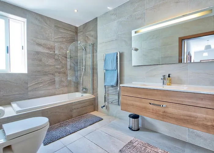 Apartament Hv12 - Sea Front Penthouse *