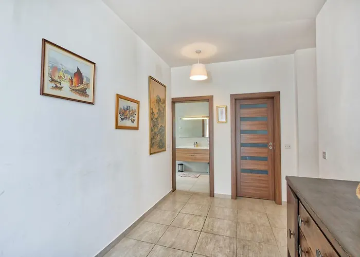 Hv12 - Sea Front Penthouse Apartament St Paul's Bay