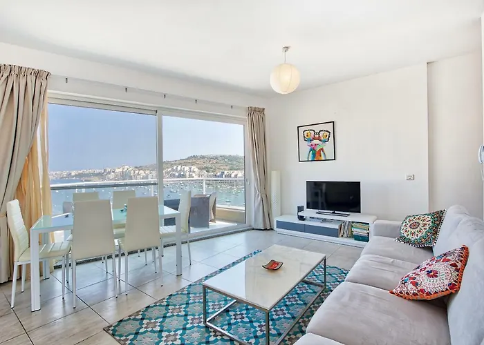 Hv12 - Sea Front Penthouse Apartament St Paul's Bay